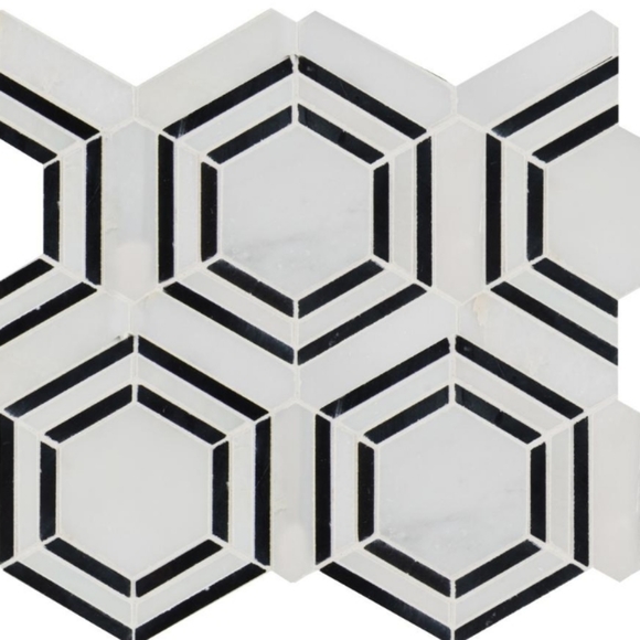 Meet your Posher, Stephanie - Picture 1 of 1